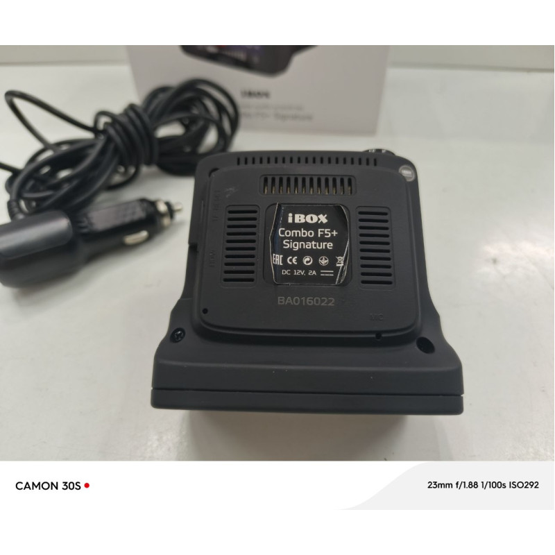 Видеорегистратор iBox Combo F5+ Signature            
            б/у