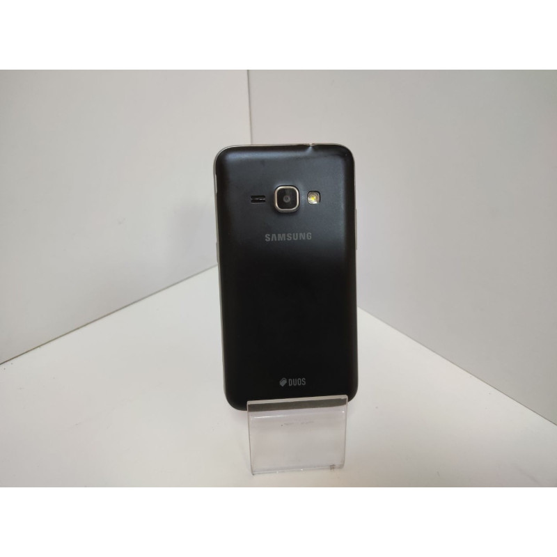 Мобильный телефон Samsung SM-J120F 1/8 GB            
            б/у