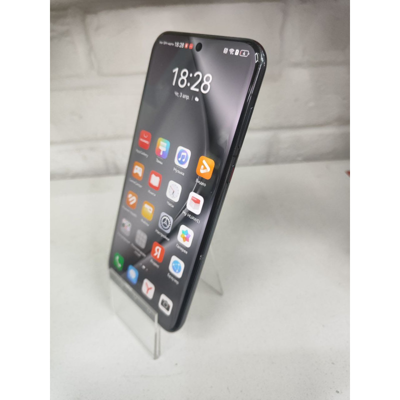 Мобильный телефон Huawei Pura 70 Ultra 16/512 GB            
            б/у
