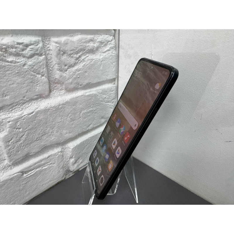 Мобильный телефон Xiaomi Redmi Note 12 4/128 GB            
            б/у