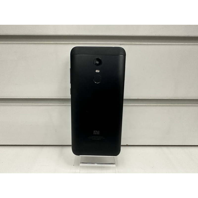 Мобильный телефон Xiaomi Redmi 5 Plus 4/64 GB            
            б/у