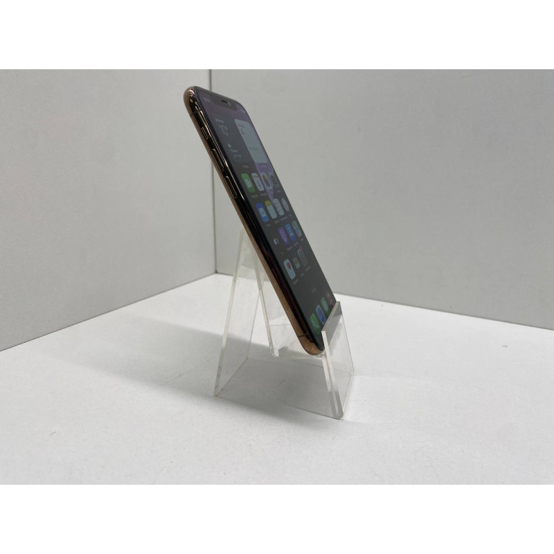 Мобильный телефон Apple iPhone 11 Pro 4/256 GB            
            б/у