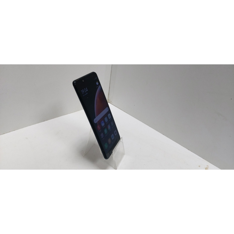 Мобильный телефон Xiaomi Redmi Note 5 3/32 GB.            
            б/у