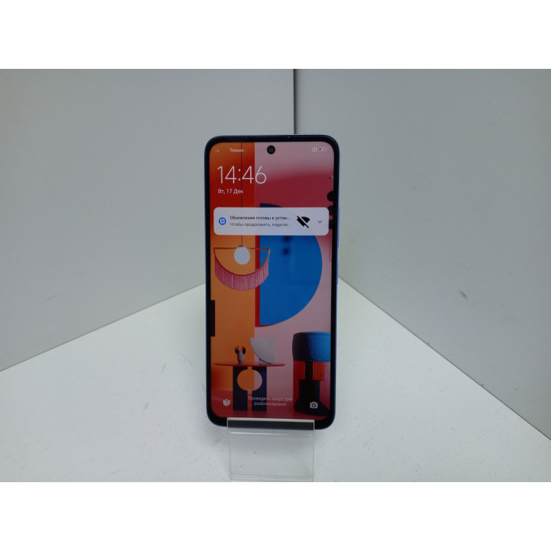 Мобильный телефон Xiaomi Redmi 12 4/128 GB            
            б/у