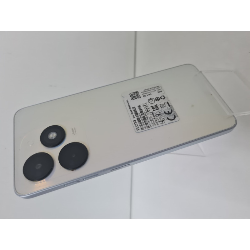 Мобильный телефон Tecno Spark Go 2024 4/64 GB            
            б/у