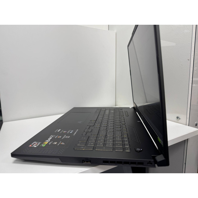 Ноутбук ASUS TUFGaming A17 FA707NU-HX051            
            б/у