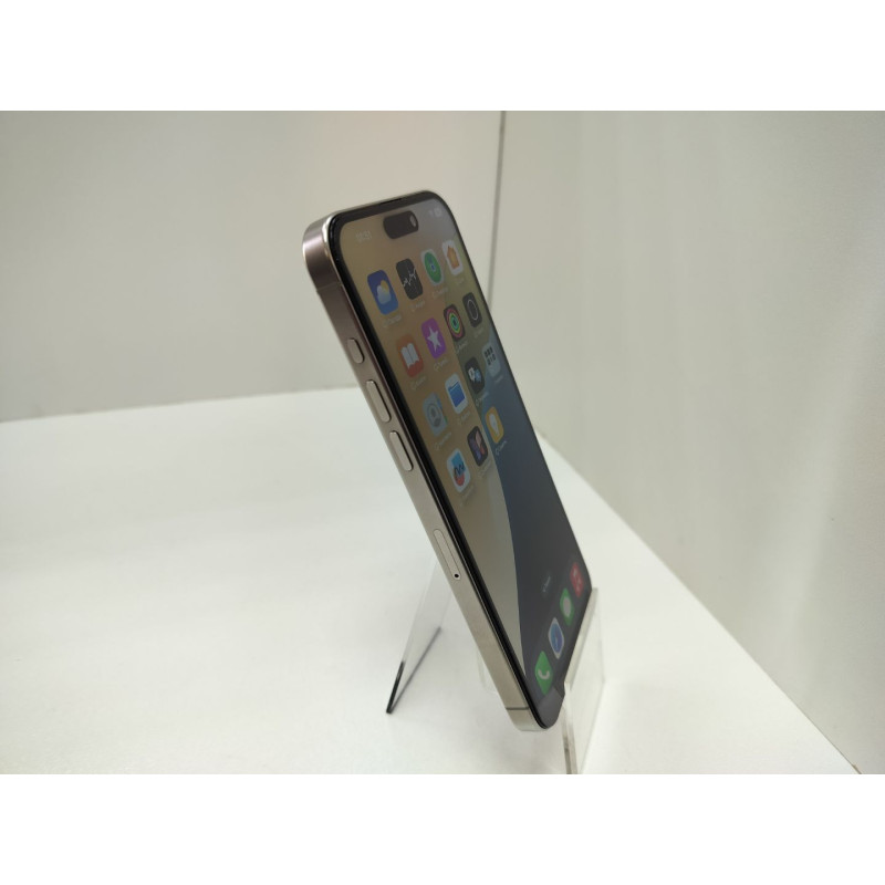 Мобильный телефон Apple iPhone 15 Pro Max 8/256 GB            
            б/у