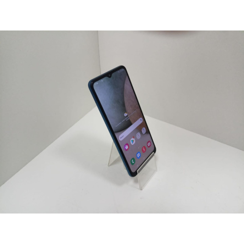 Мобильный телефон Samsung Galaxy A12 4/64 GB.            
            б/у
