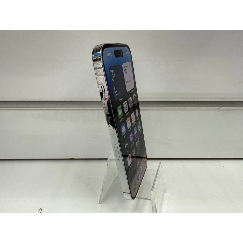 Мобильный телефон Apple iPhone 14 Pro 6/256 GB            
            б/у
