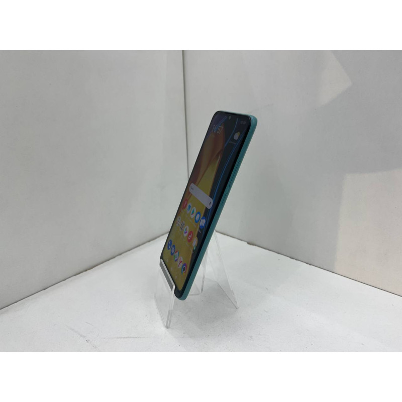 Мобильный телефон Xiaomi Poco C40 4/64 GB            
            б/у