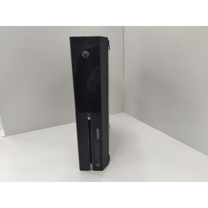Игровые приставки Microsoft Xbox One 500GB            
            б/у