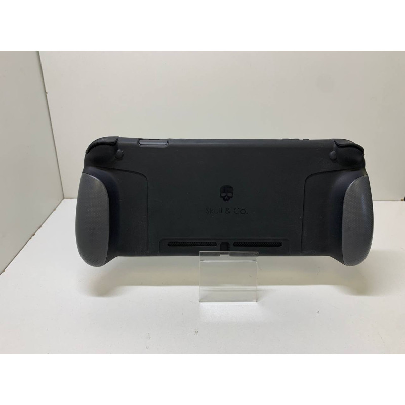 Игровые приставки Nintendo Switch HAC001            
            б/у