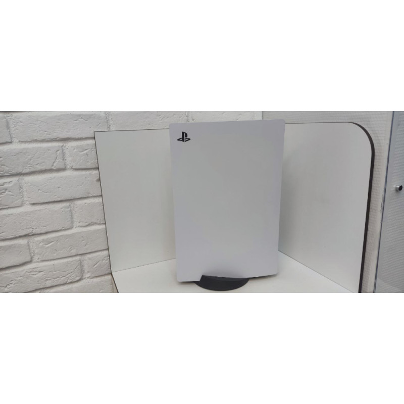 Игровые приставки Sony Playstation 5 1Tb CFI-1008A            
            б/у