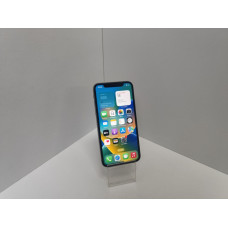 Мобильный телефон Apple iPhone X 3/64 GB            
            б/у