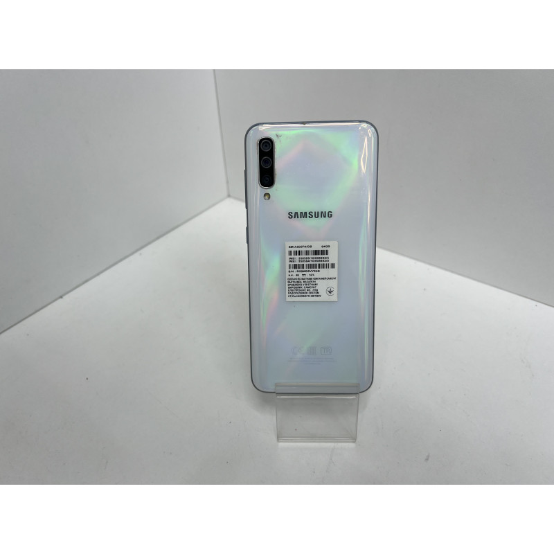 Мобильный телефон Samsung Galaxy A50 4/64 GB            
            б/у