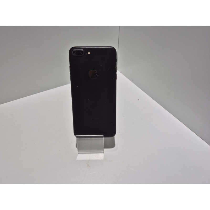 Мобильный телефон Apple iPhone 7 Plus 3/32 GB            
            б/у