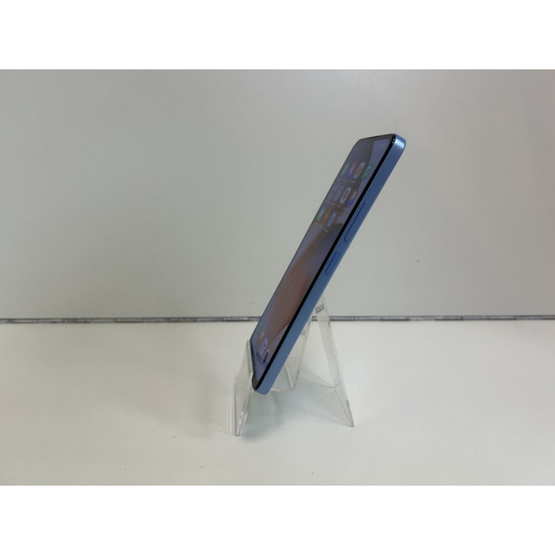 Мобильный телефон Xiaomi Redmi 12 4/128 GB            
            б/у
