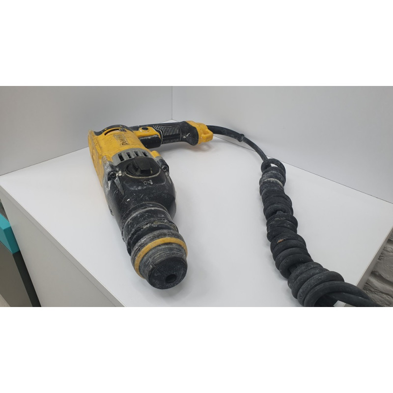 Перфораторы DeWALT D25143KS            
            б/у