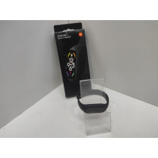 Фитнес-браслеты Xiaomi Mi Smart Band 7            
            б/у