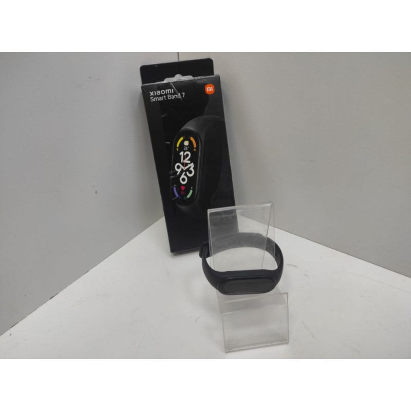 Фитнес-браслеты Xiaomi Mi Smart Band 7            
            б/у