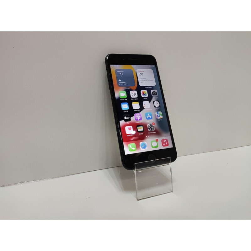 Мобильный телефон Apple iPhone 7 Plus 3/32 GB            
            б/у