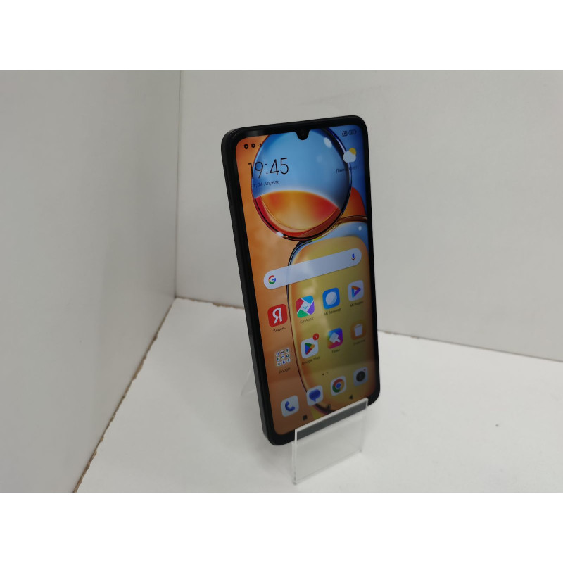 Мобильный телефон Xiaomi Redmi 13C 8/256 GB            
            б/у