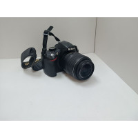 Фотоаппарат зеркальный Nikon D3200            
            б/у