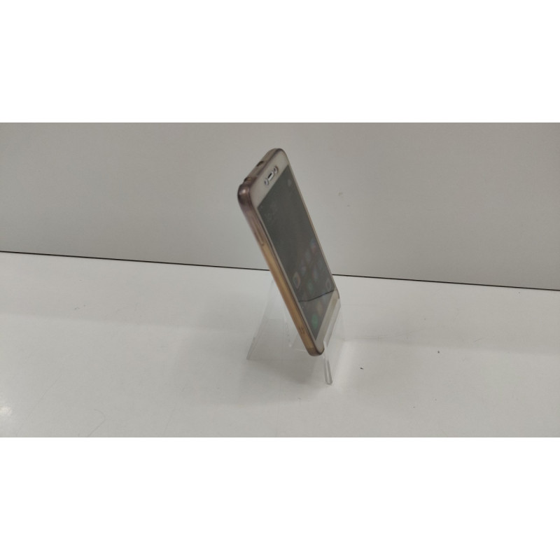 Мобильный телефон Xiaomi Redmi 4X 3/32 GB            
            б/у