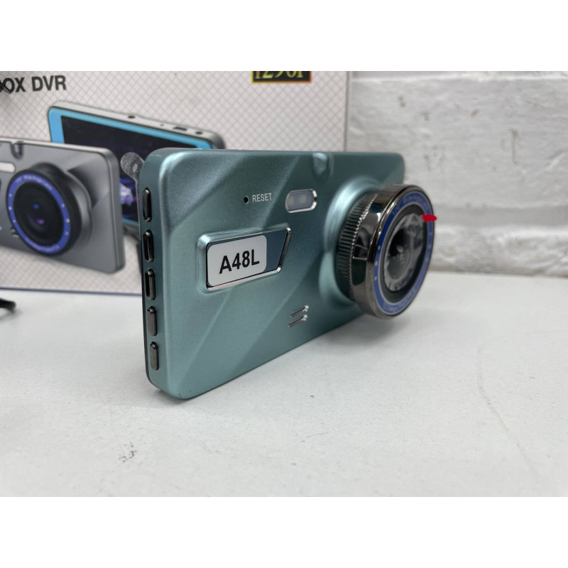 Видеорегистратор Vehicle Blackbox DVR A48L            
            б/у