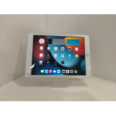 Планшет без SIM-карты Apple iPad Pro 9.7 Wi-Fi 2/32 GB            
            б/у