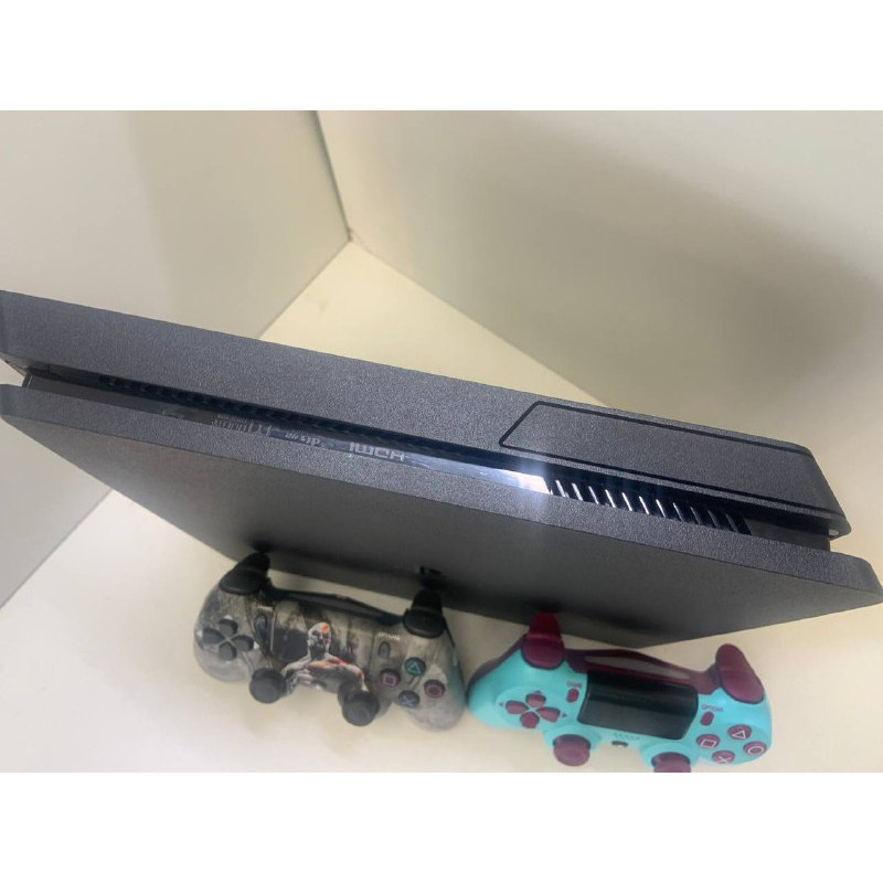 Игровые приставки Sony Playstation 4 SLIM 1TB (CUH-2208B)            
            б/у