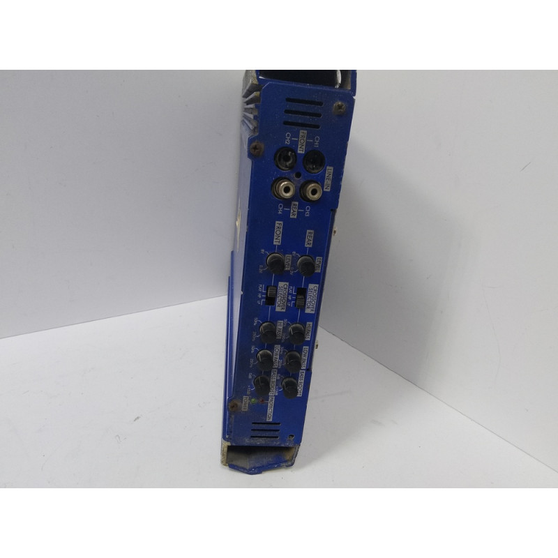 Усилитель Автомобильный Blaupunkt GTA 470            
            б/у