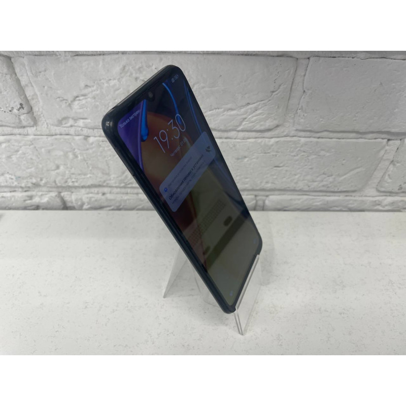 Мобильный телефон Xiaomi Poco C40 3/32 GB            
            б/у
