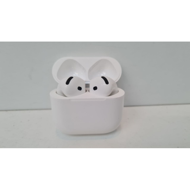 Наушники Беспроводные Внутриканальные Apple AirPods 4            
            б/у