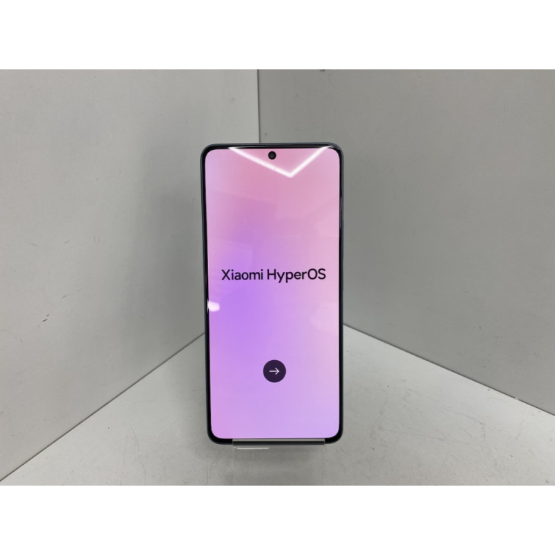 Мобильный телефон Xiaomi Poco X6 5G 8/256 GB            
            б/у