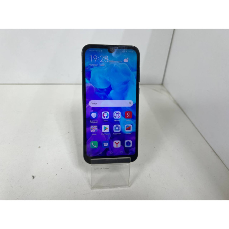 Мобильный телефон Huawei Y5 2019 2/32 GB.            
            б/у