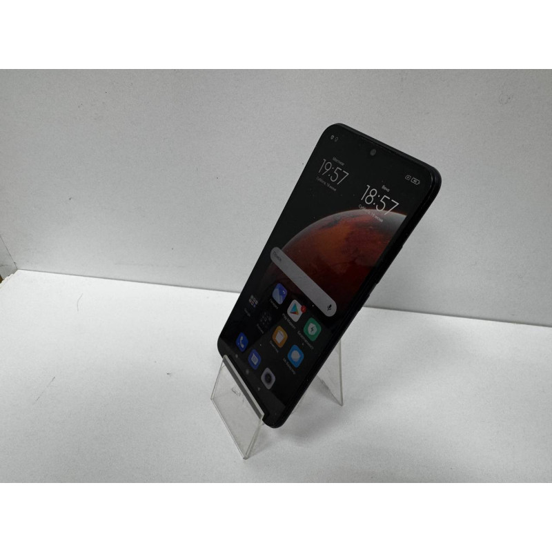 Мобильный телефон Xiaomi Redmi 9C (NFC) 2/32 GB            
            б/у