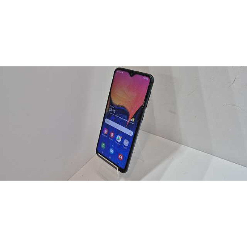Мобильный телефон Samsung Galaxy A10 2/32 GB            
            б/у