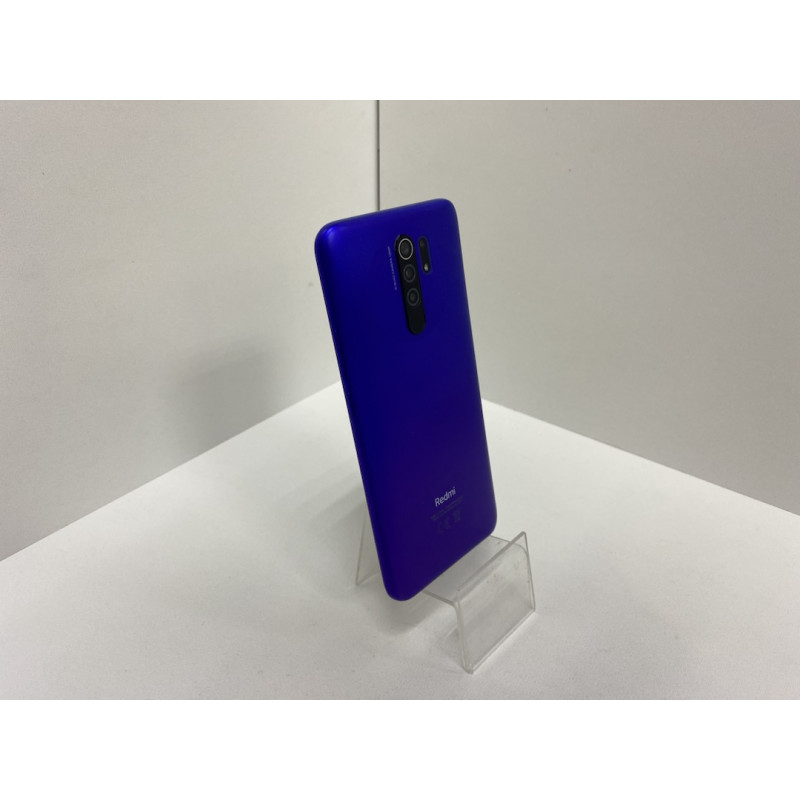 Мобильный телефон Xiaomi Redmi 9 4/64 GB            
            б/у