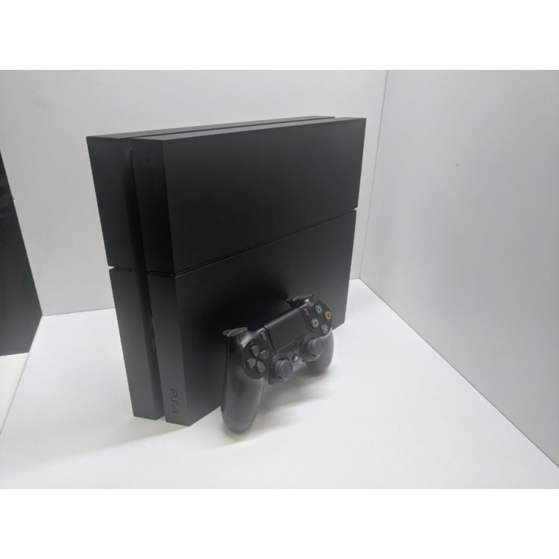 Игровые приставки Sony Playstation 4 1TB (CUH-1208B)            
            б/у