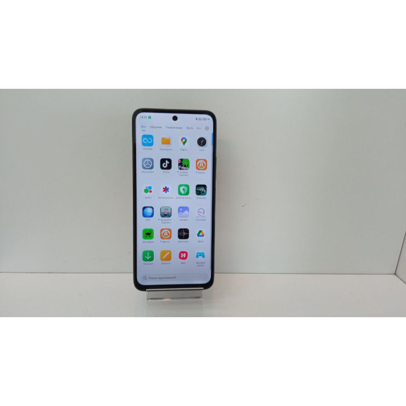 Мобильный телефон Xiaomi Redmi 13 8/256 GB            
            б/у