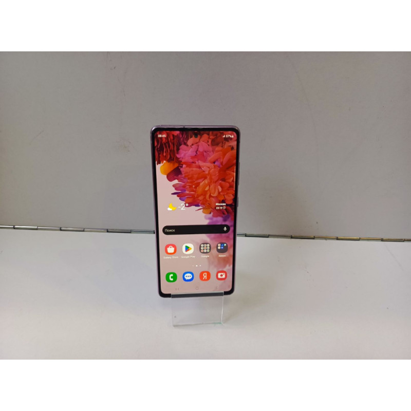 Мобильный телефон Samsung Galaxy S20 FE 6/128 GB            
            б/у