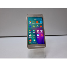 Мобильный телефон Samsung A3 SM-A300F            
            б/у