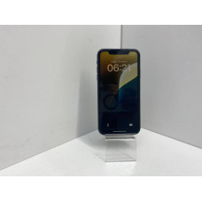 Мобильный телефон Apple iPhone XR 3/64 GB            
            б/у