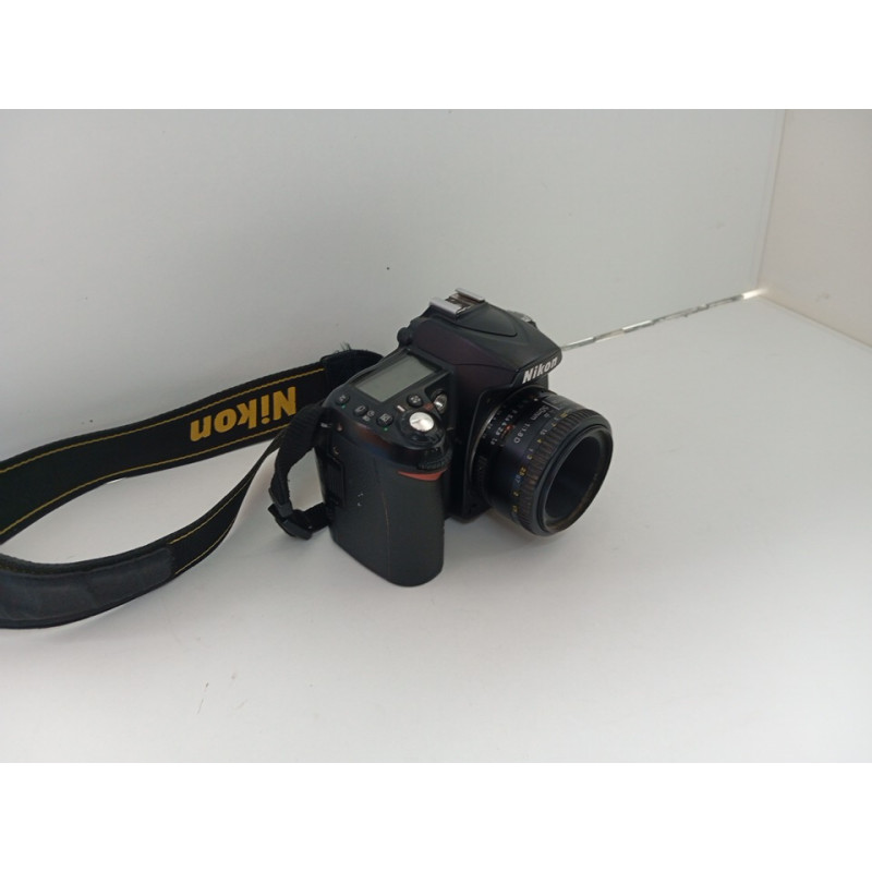 Фотоаппарат зеркальный Nikon D90            
            б/у