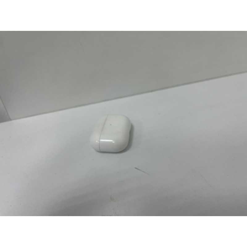 Наушники Беспроводные Внутриканальные Apple AirPods Pro            
            б/у
