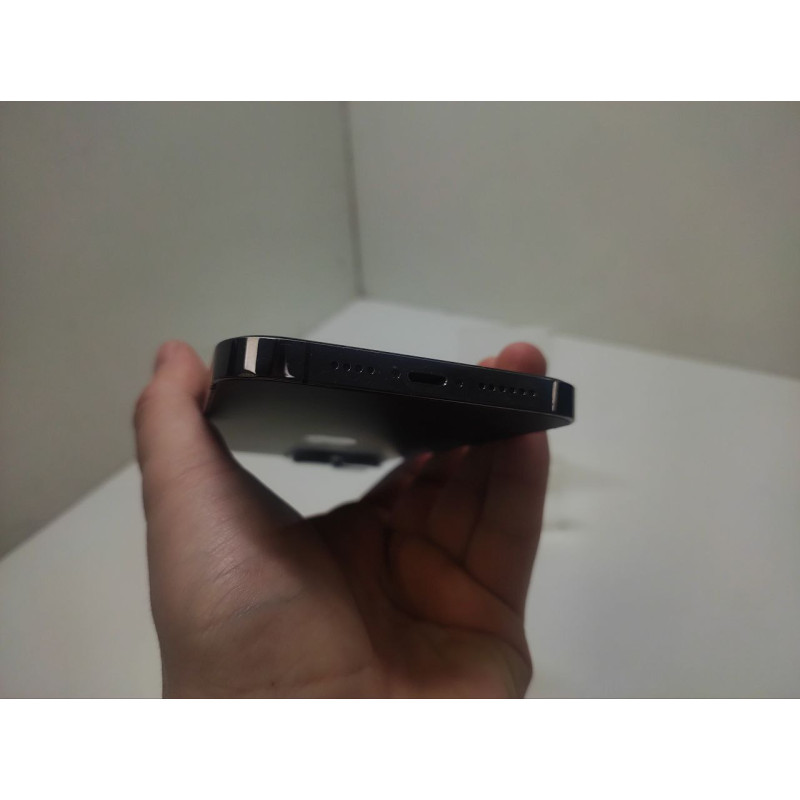 Мобильный телефон Apple iPhone 14 Pro Max 6/256 GB            
            б/у