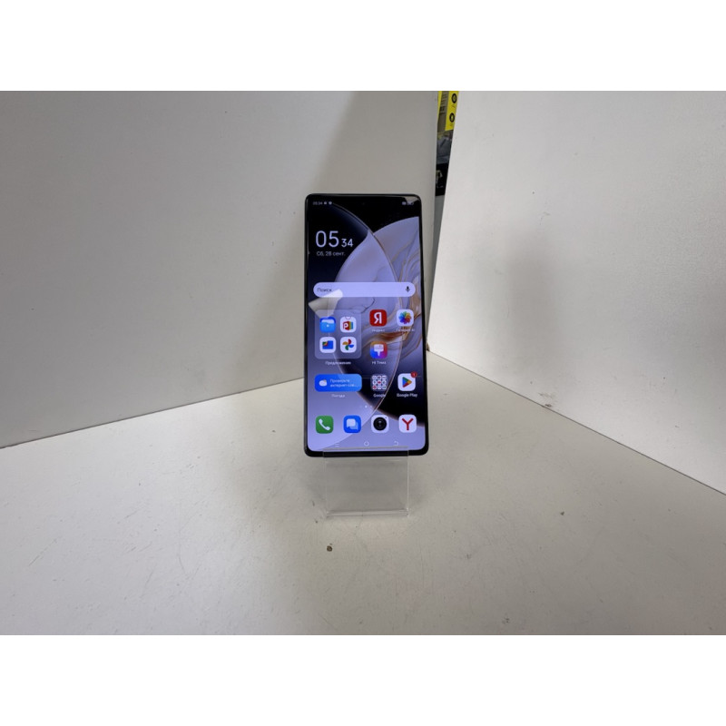Мобильный телефон Tecno CAMON 30 Pro 5G 12/256 GB            
            б/у