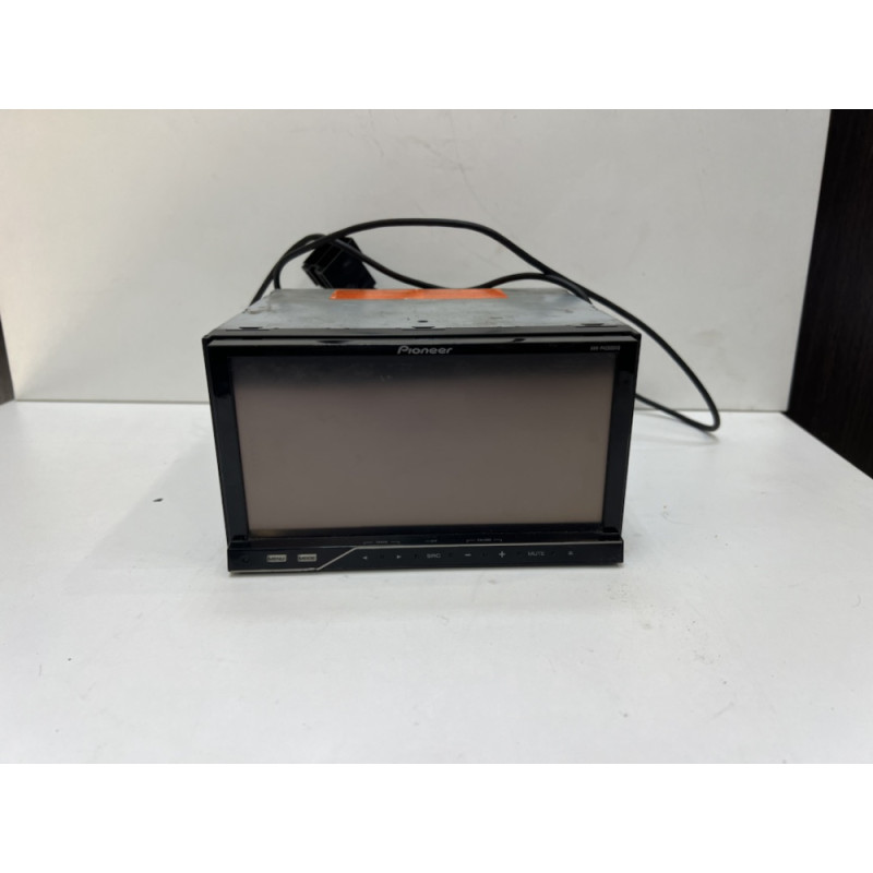 Автомагнитола Pioneer AVH-P4200DVD            
            б/у