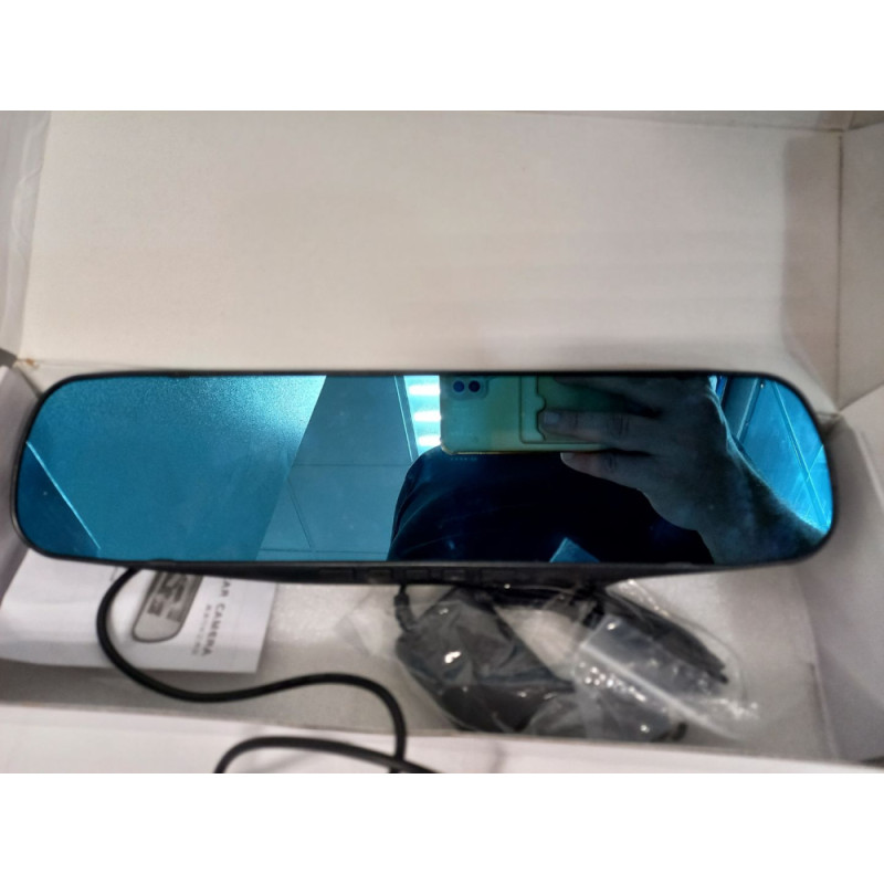 Видеорегистратор Rear-View Mirror            
            б/у